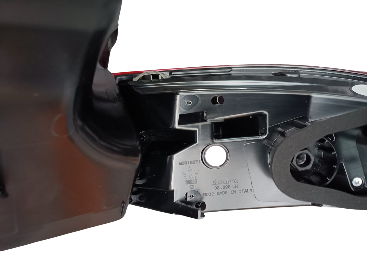 MASERATI ORIGINAL REAR LIGHT EXTERNAL RIGHT FOR GRECALE 670157329