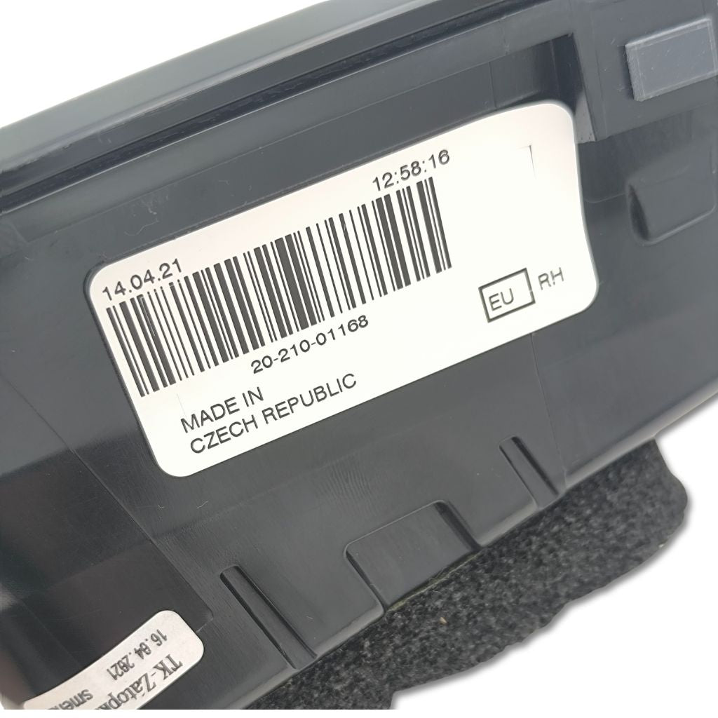 Land Rover Fanale Posteriore Stop e Freccia Destro OEM LR101699